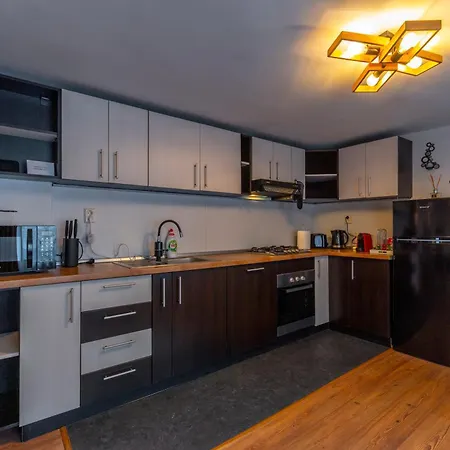 Kaya Charming 2-bedroom *