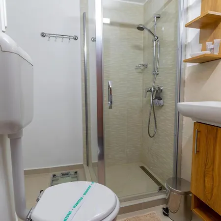 Kaya Charming 2-bedroom *